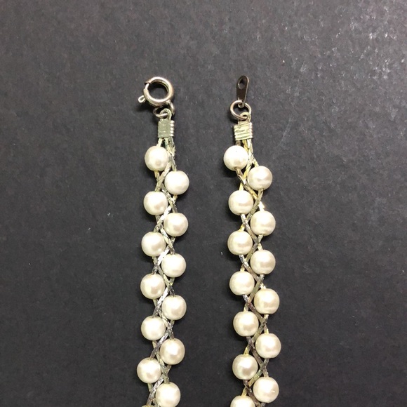 Dainty pearl chain choker necklace - Picture 2 of 3